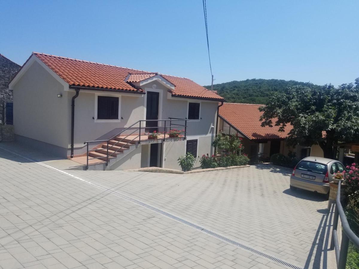 Apartment Podini Брсеч Экстерьер фото